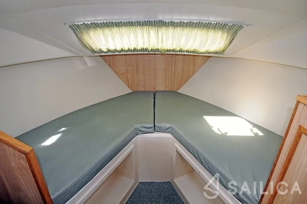 Le Boat Caprice - Yacht Charter Sailica