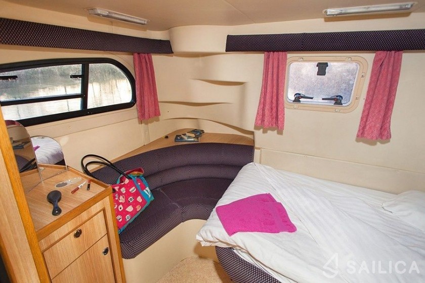 Le Boat Consul - Yacht Charter Sailica