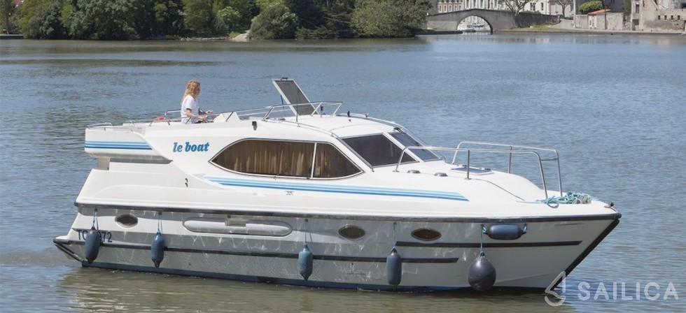 Le Boat Countess - Yacht Charter Sailica