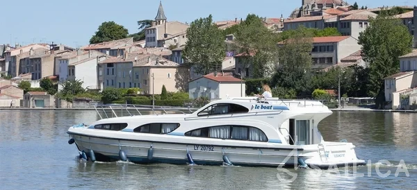 Le Boat Elegance - Yacht Charter Sailica