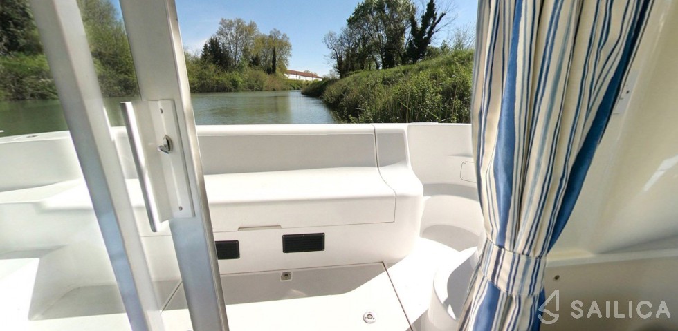Le Boat Elegance - Yacht Charter Sailica