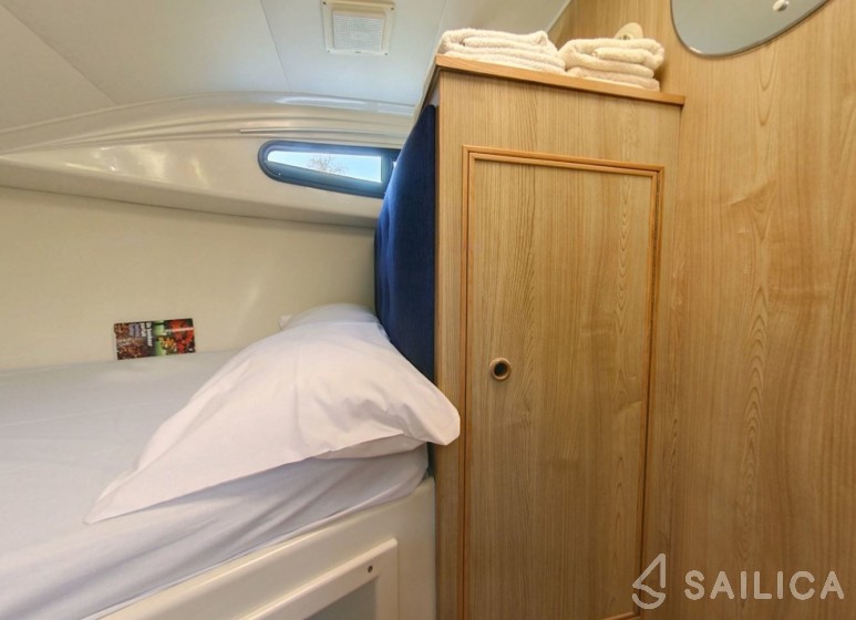 Le Boat Elegance - Yacht Charter Sailica