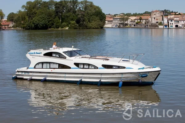 Le Boat Elegance - Yacht Charter Sailica