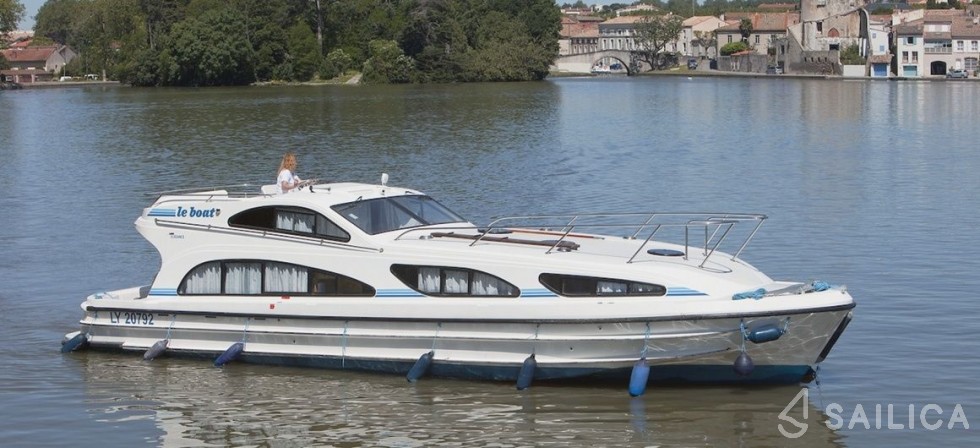 Le Boat Elegance - Yacht Charter Sailica