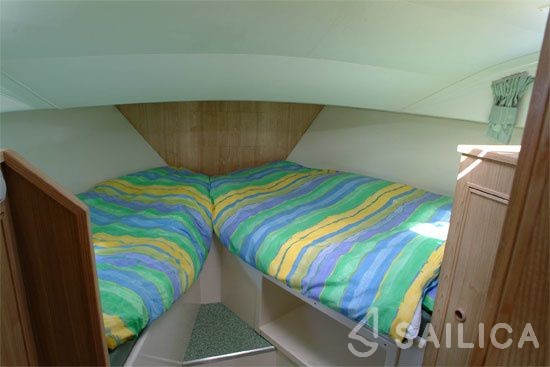 Le Boat Elegance - Yacht Charter Sailica