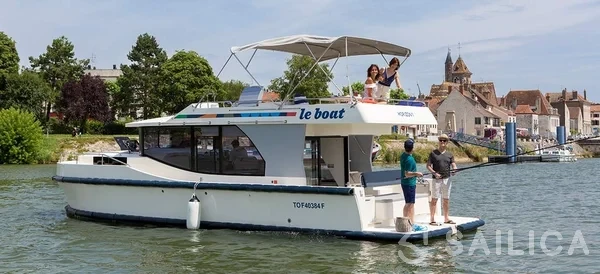 Le Boat Horizon 1 - Yacht Charter Sailica