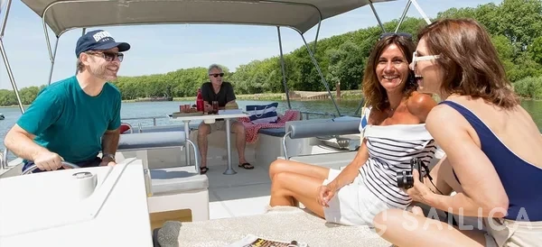 Le Boat Horizon 1 - Yacht Charter Sailica