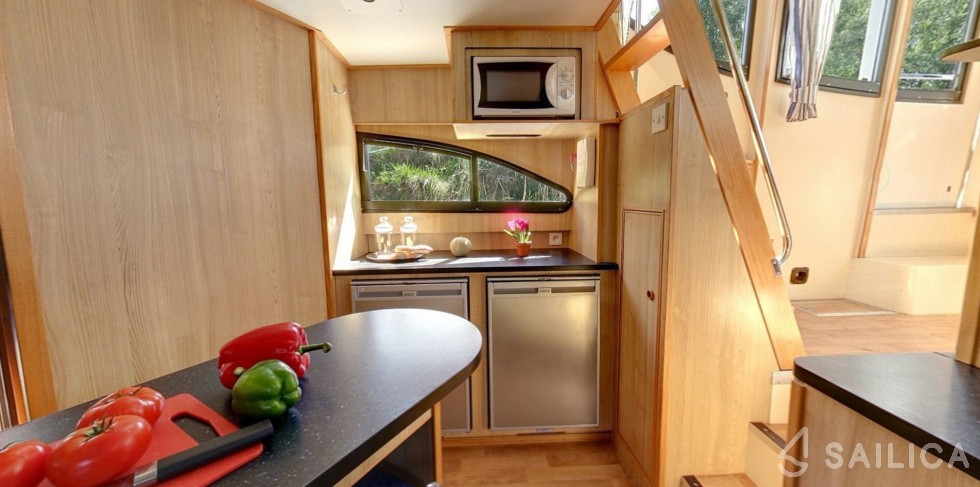 Le Boat Magnifique - Photo #14 Le Boat Magnifique - Yacht Charter Sailica