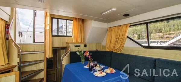 Le Boat Royal Star WHS - Yacht Charter Sailica