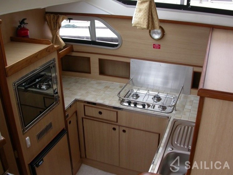 Waterford 39 - Yacht Charter Sailica
