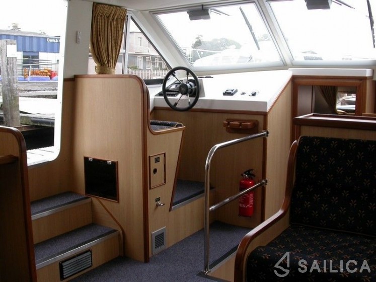 Waterford 39 - Yacht Charter Sailica