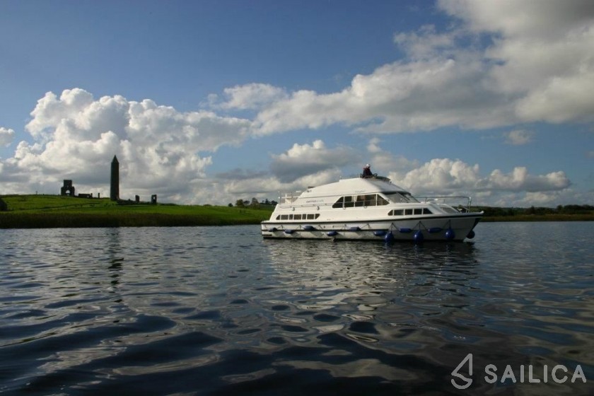 Waterford 39 - Yacht Charter Sailica