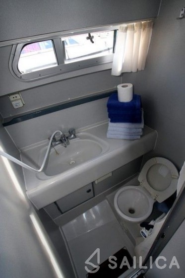 Wave Princess 31 - Yacht Charter Sailica