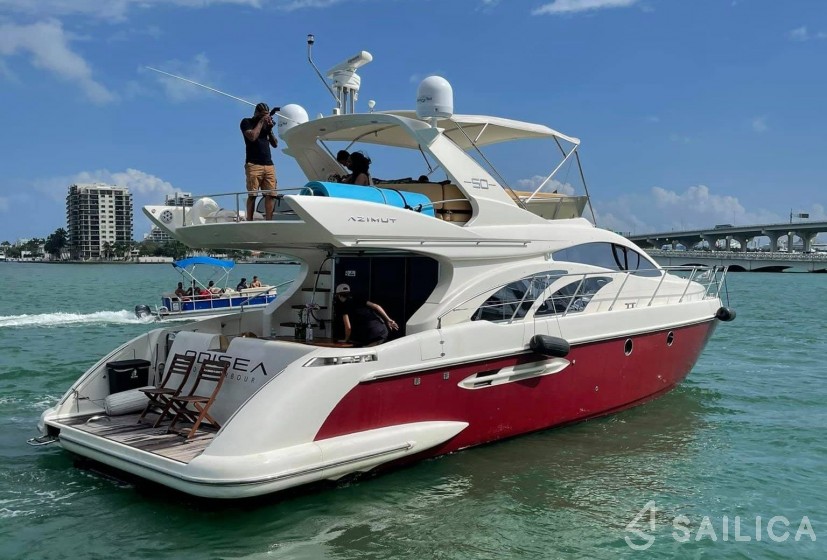 Azimut 50 - Yacht Charter Sailica