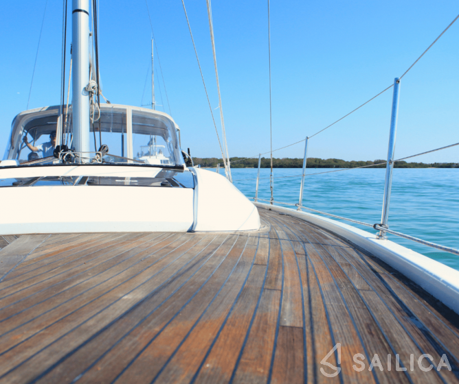 Oceanis 46 - Yacht Charter Sailica