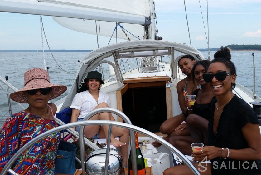 CBS 45 S&S - Yacht Charter Sailica