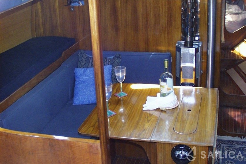 CBS 45 S&S - Yacht Charter Sailica