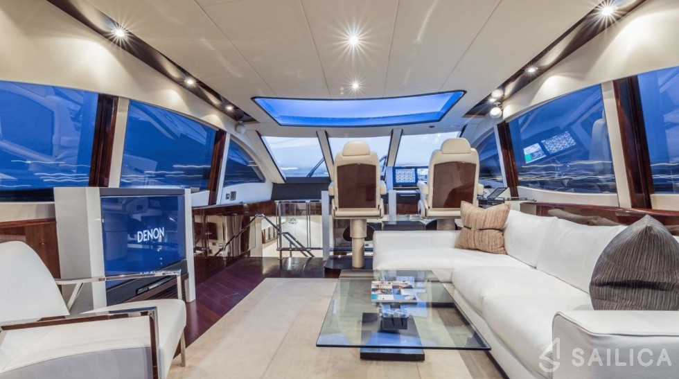 Lazzara 75 - Yacht Charter Sailica