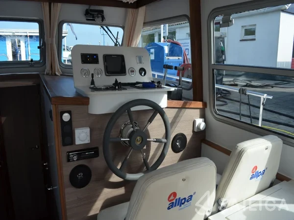 De Drait Bravoure 34 - Yacht Charter Sailica