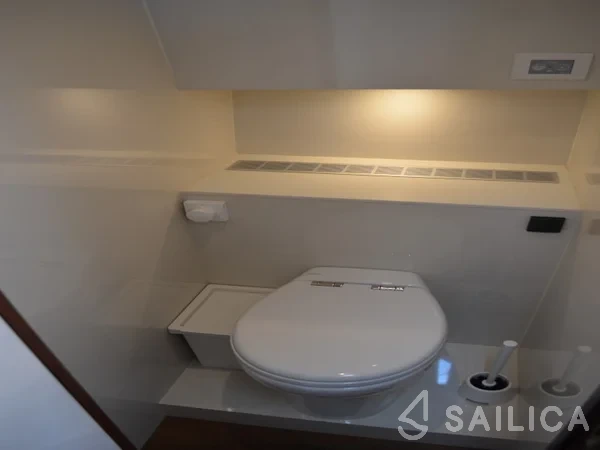 De Drait Bravoure 34 - Yacht Charter Sailica