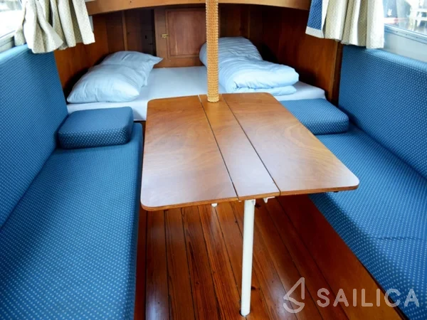 De Drait Doerak 850 OK - Yacht Charter Sailica
