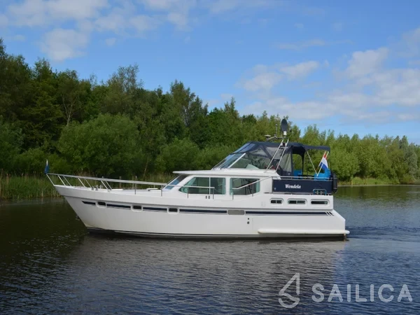 De Drait Stabila 1320 - Yacht Charter Sailica