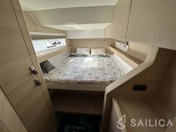 Aventura 37 - Yacht Charter Sailica
