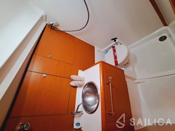 Sun Odyssey 449 - Yacht Charter Sailica