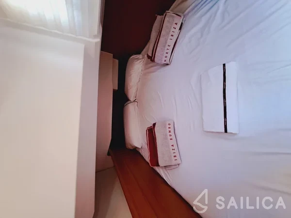 Sun Odyssey 449 - Yacht Charter Sailica