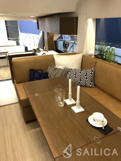 Bavaria R55 - Yacht Charter Sailica