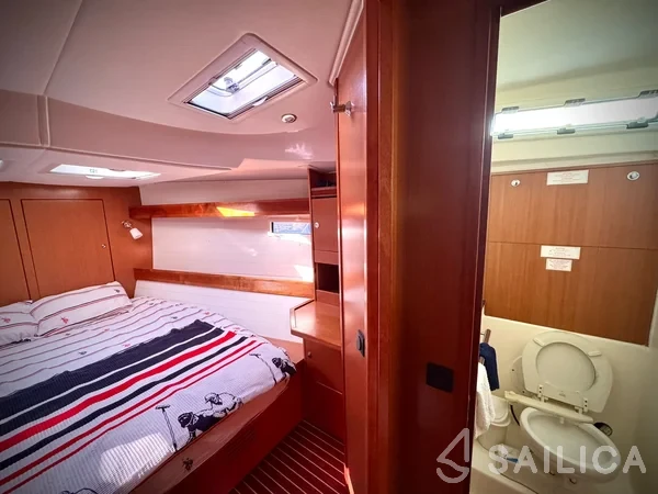 Bavaria 45 Cruiser - Yacht Charter Sailica