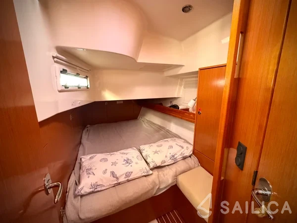 Bavaria 45 Cruiser - Yacht Charter Sailica