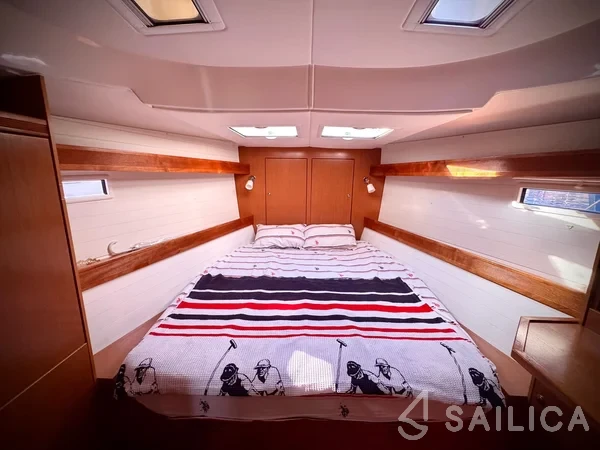 Bavaria 45 Cruiser - Yacht Charter Sailica