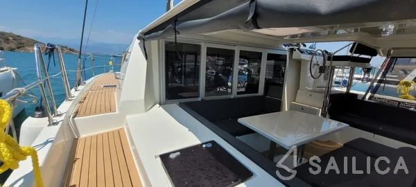 Leopard 40 - Yacht Charter Sailica