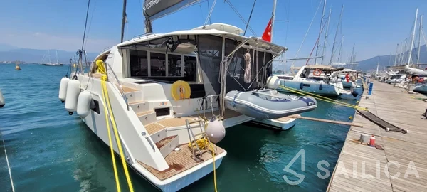 Leopard 40 - Yacht Charter Sailica