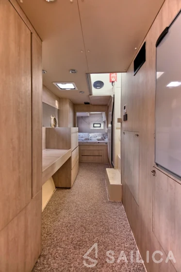 Leopard 40 - Yacht Charter Sailica