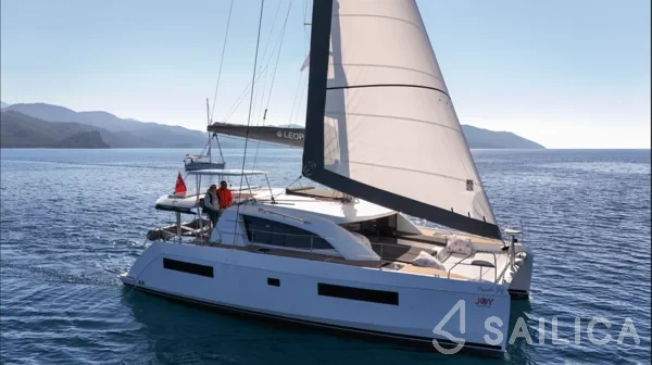 Leopard 40 - Yacht Charter Sailica
