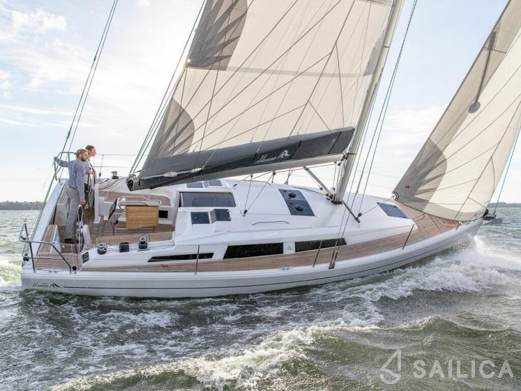 Hanse 348 - Yacht Charter Sailica