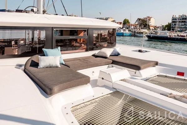 Lagoon 46  - Yacht Charter Sailica