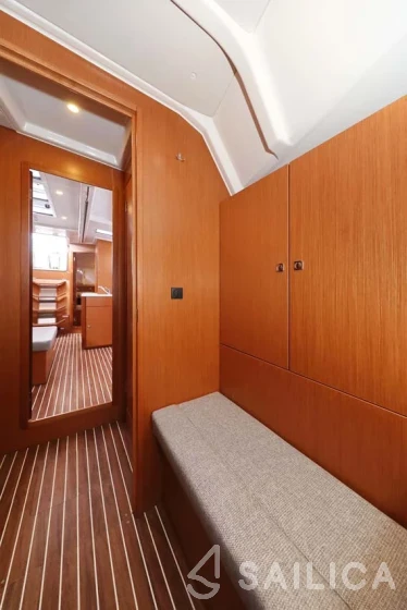 Bavaria Cruiser 46 Style - Yacht Charter Sailica