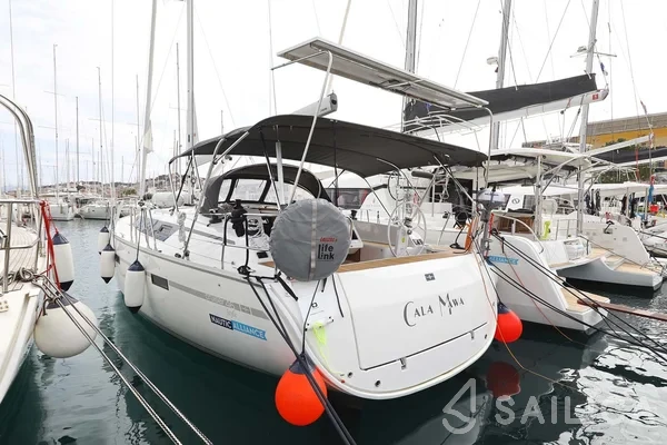 Bavaria Cruiser 46 Style - Yacht Charter Sailica