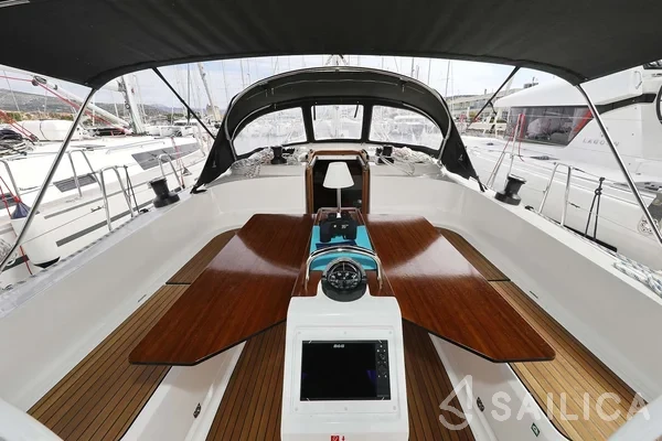 Bavaria Cruiser 46 Style - Yacht Charter Sailica