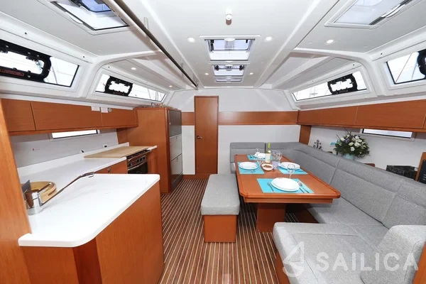 Bavaria Cruiser 46 Style - Yacht Charter Sailica