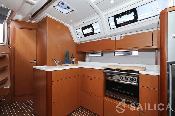 Bavaria Cruiser 46 Style - Yacht Charter Sailica
