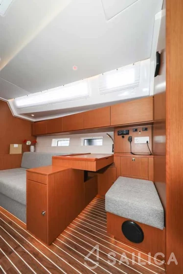 Bavaria C50 - Yacht Charter Sailica