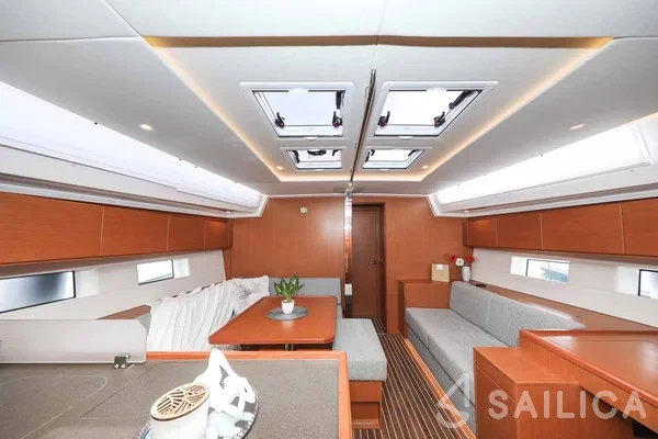 Bavaria C50 - Yacht Charter Sailica