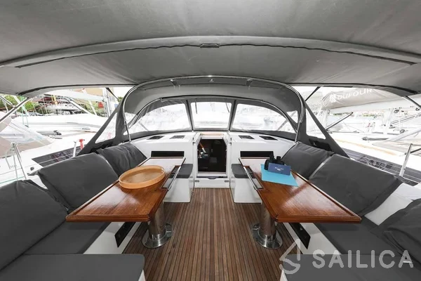 Bavaria C50 - Yacht Charter Sailica