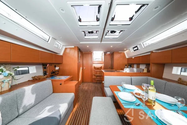 Bavaria C50 - Yacht Charter Sailica