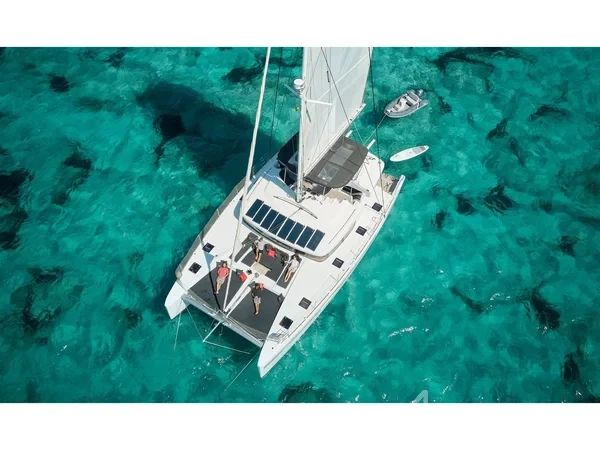 Lagoon 52F - Yacht Charter Sailica