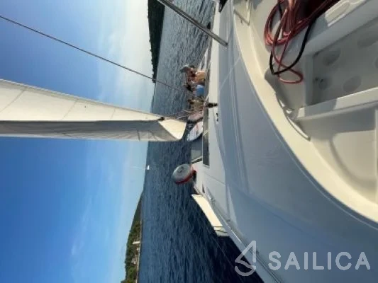 Lagoon 52F - Yacht Charter Sailica